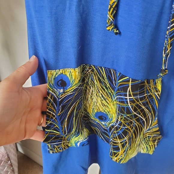 Lularoe Peacock Print Hooded Tank Top Blue Yellow Womens Small - Picture 4 of 7